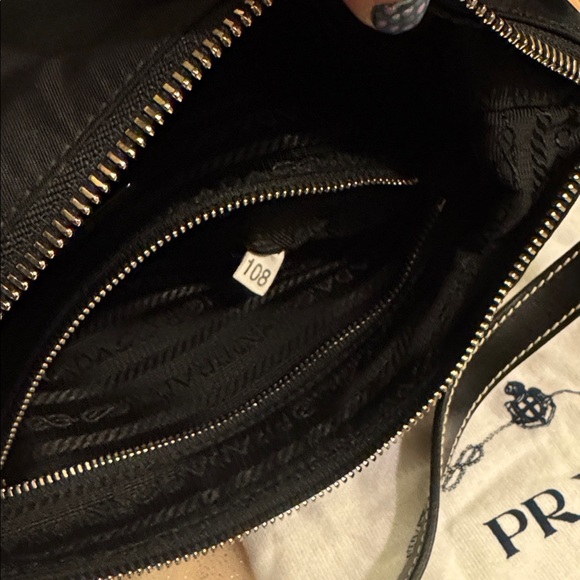 COA Prada Tessuto Serio Rare Mini Baguette - Picture 9 of 12